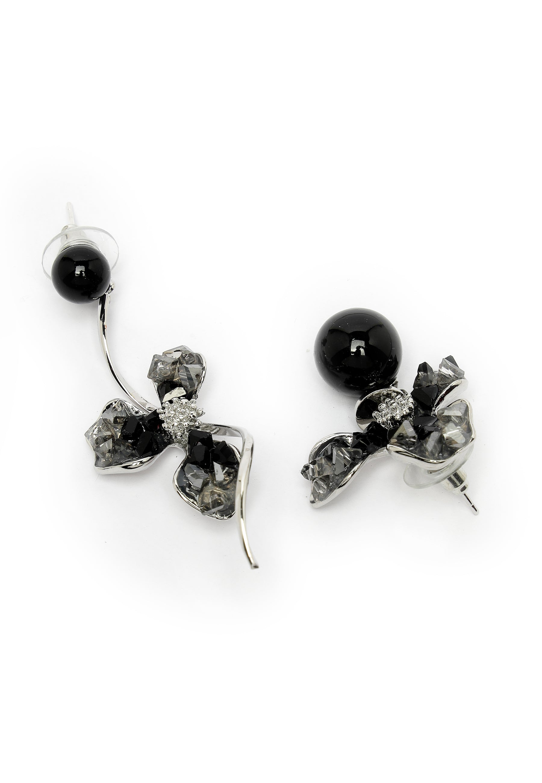 Boucles d'oreilles florales noires exotiques