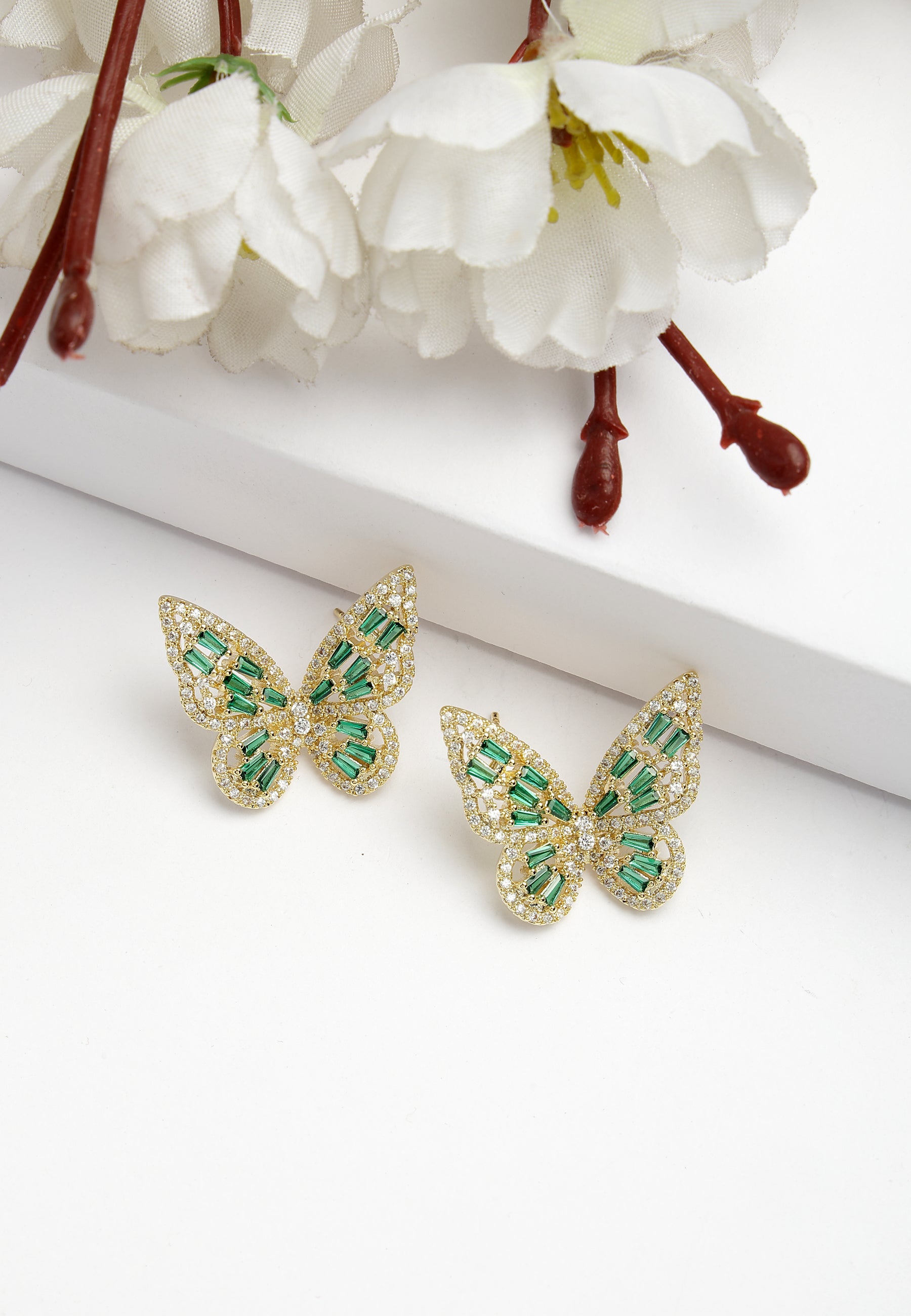 Pendientes de mariposa