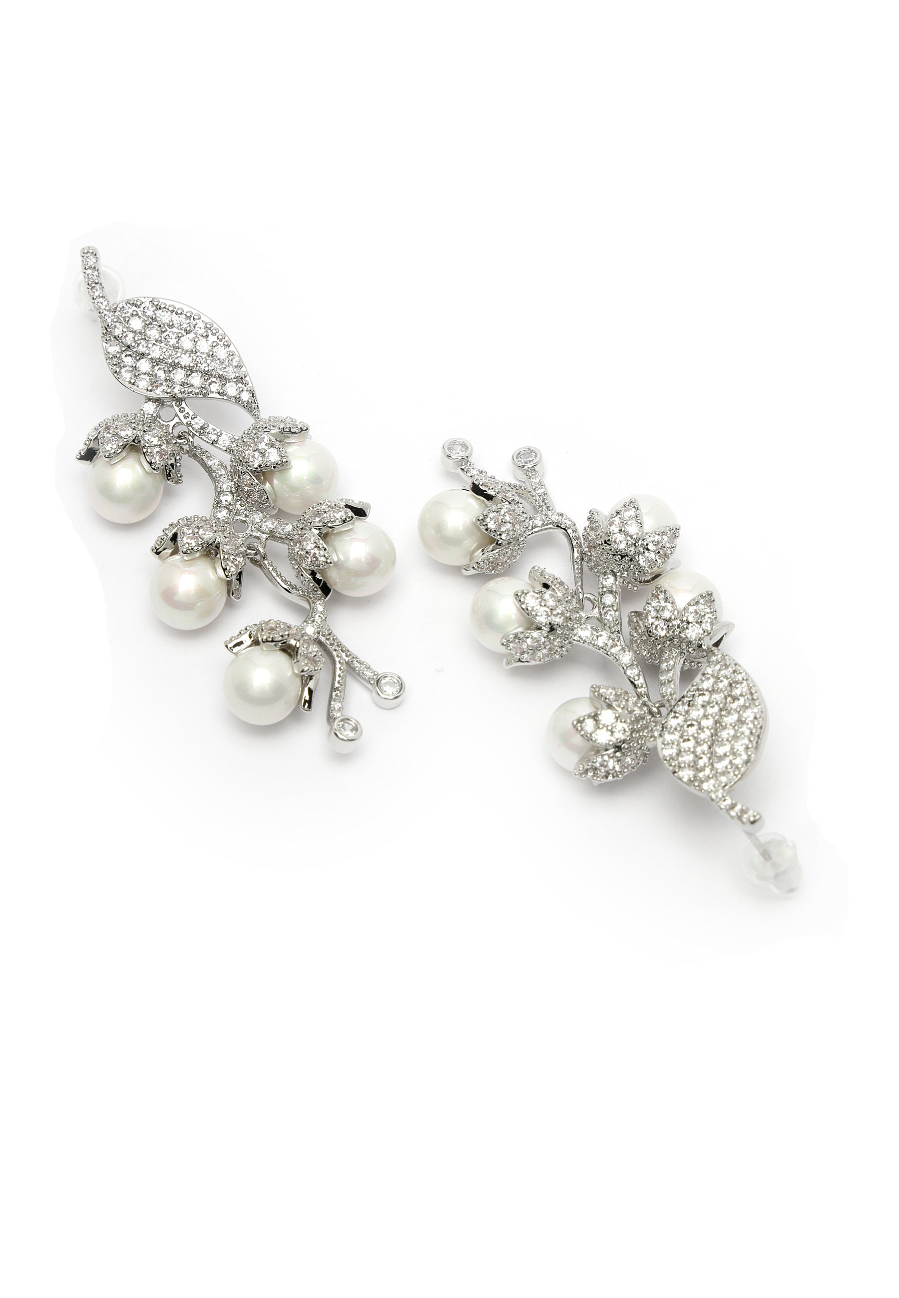 Boucles d'oreilles en grappe de feuilles de zircone cubique