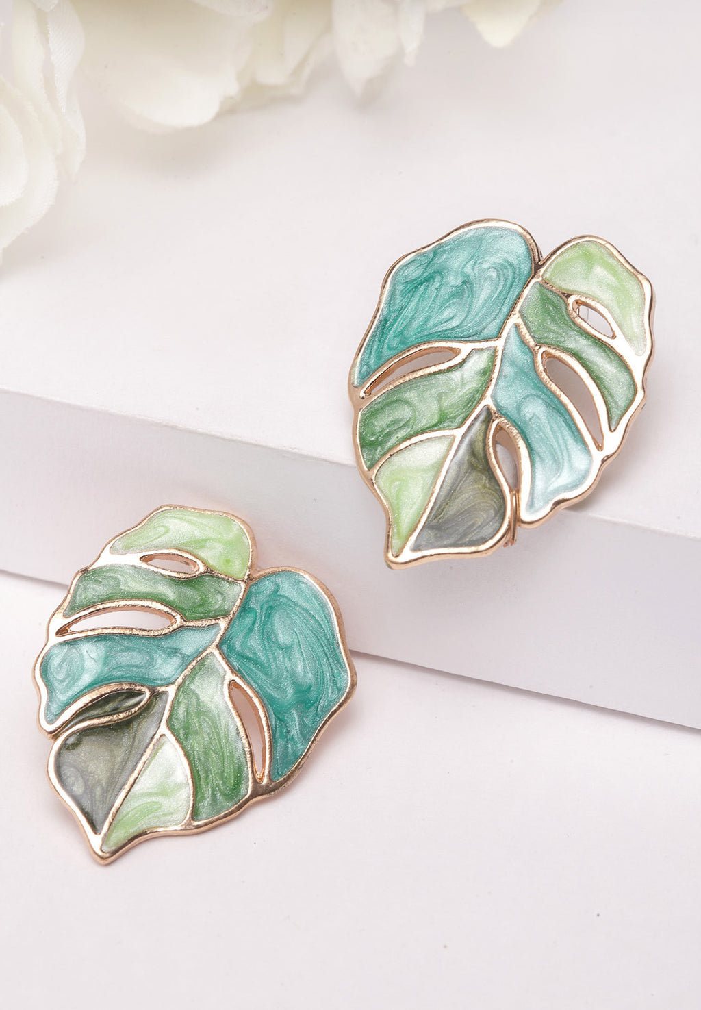Green Leaf Hanging Earrings